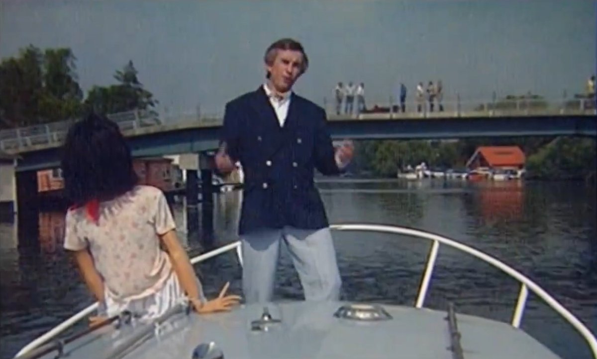 if someone doesn't drop a cow on this pillock's head we have failed as a country......