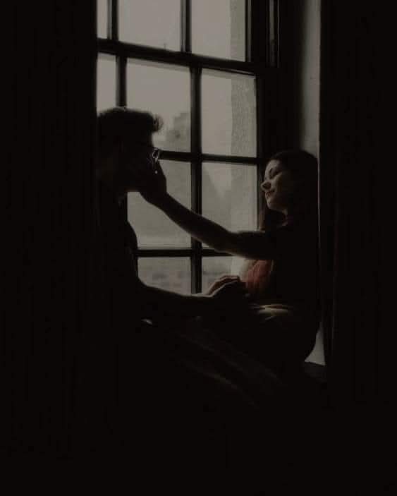 میں سمجھا تھا فقط میرا مسئلہ ہے 
مگر یہ تو سارے جہاں کا مسئلہ ہے

میں نے کہا کہ یار محبت ہے مجھے
اس نے کہا کہ یار یہ تیرا مسئلہ ہے