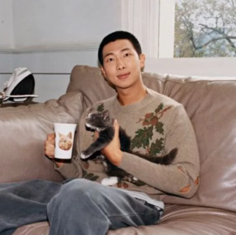 AboutMusicYT's tweet image. Rolling Stone has named RM's best songs:

1. Seoul
2. Groin
3. Around the World in a Day
4. Heaven
5. Come back to me
6. Change
7. Everythingoes
8. All Day
9. Stop The Rain
10. Badbye