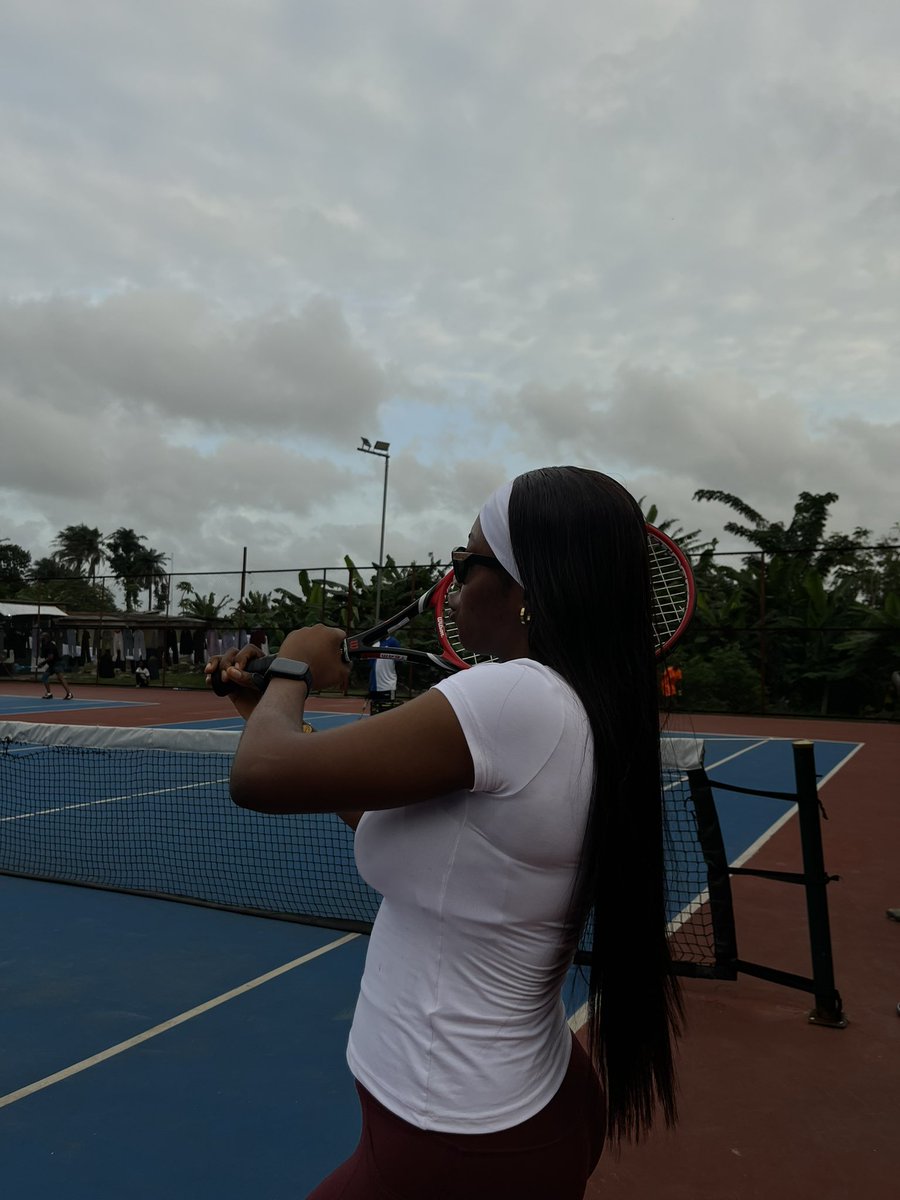 Helianthus 🌻 tweet media