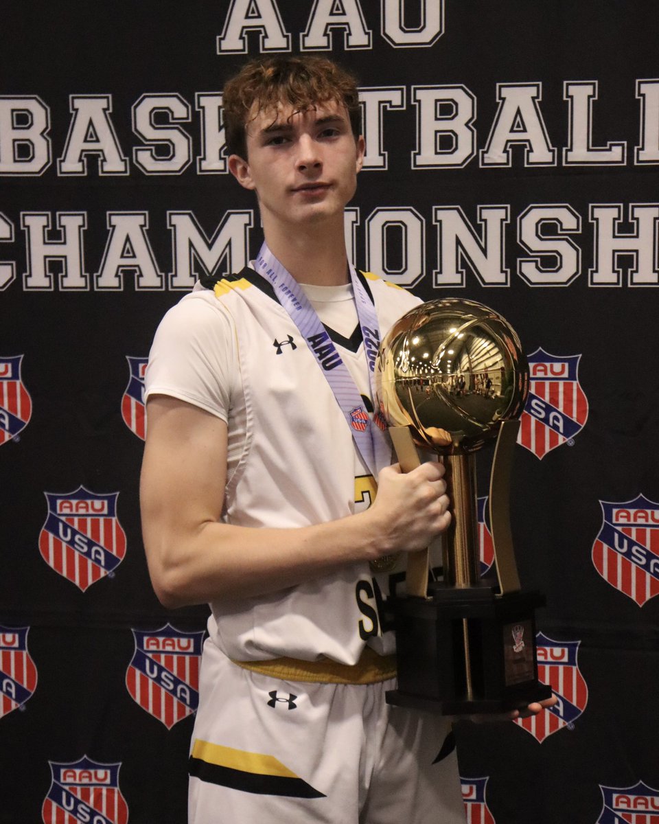 SI Select (@siselect) on Twitter photo The SI Select family is heartbroken by the passing of two-year alum Mattix Sandifer. A key player on the 2022 AAU World Championship team and the 2023 Reebok World Championship squad, Mattix was the ultimate teammate—selfless, dedicated, and always present. The SI Select family is heartbroken by the passing of two-year alum Mattix Sandifer. A key player on the 2022 AAU World Championship team and the 2023 Reebok World Championship squad, Mattix was the ultimate teammate—selfless, dedicated, and always present.