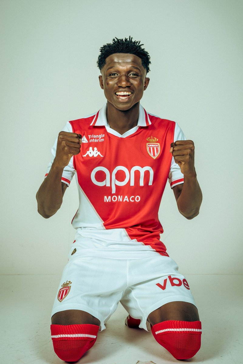 🇸🇳⭐️ | 𝐋𝐀𝐌𝐈𝐍𝐄 𝐂𝐀𝐌𝐀𝐑𝐀 (𝟐𝟏) vs Inter Milan:

• MOST CHANCES CREATED (4)
• 92% Pass Accuracy 
• 100% Shot Accuracy, 3/3
• 100% Successful Take-Ons, 2/2
• 9/10 Successful Long Balls
• 7 Ball Recoveries 
• 5/7 Ground Duels Won
• 2 Clearances

𝐁𝐀𝐋𝐋𝐄𝐑.