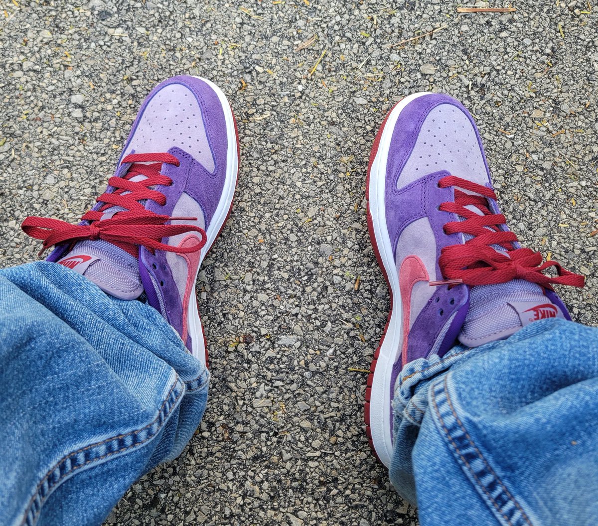 Chicka3000's tweet image. #KOTD #nike #dunks #uglyduckling #plum @Nike @nikestore