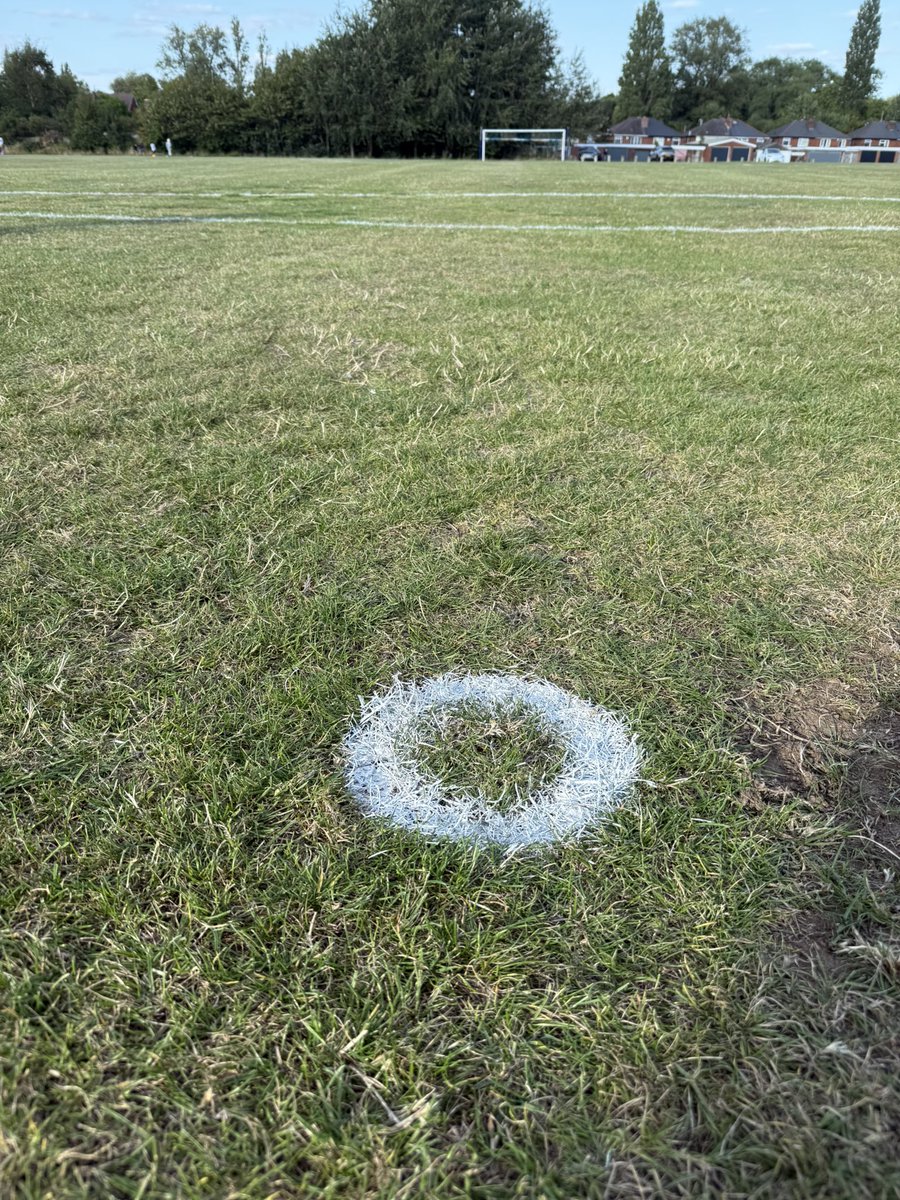 Avery Football Club tweet media