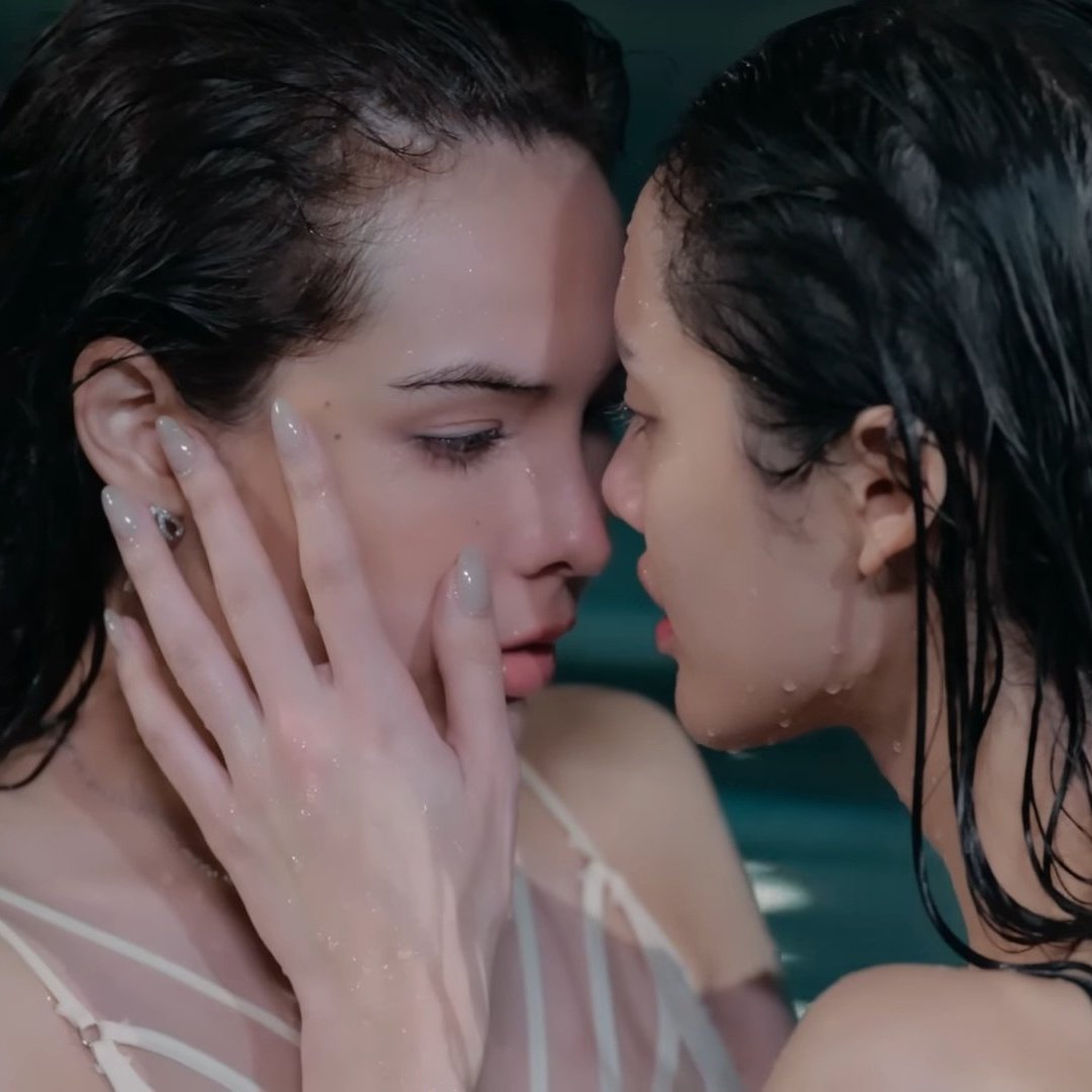 About Cine tweet media