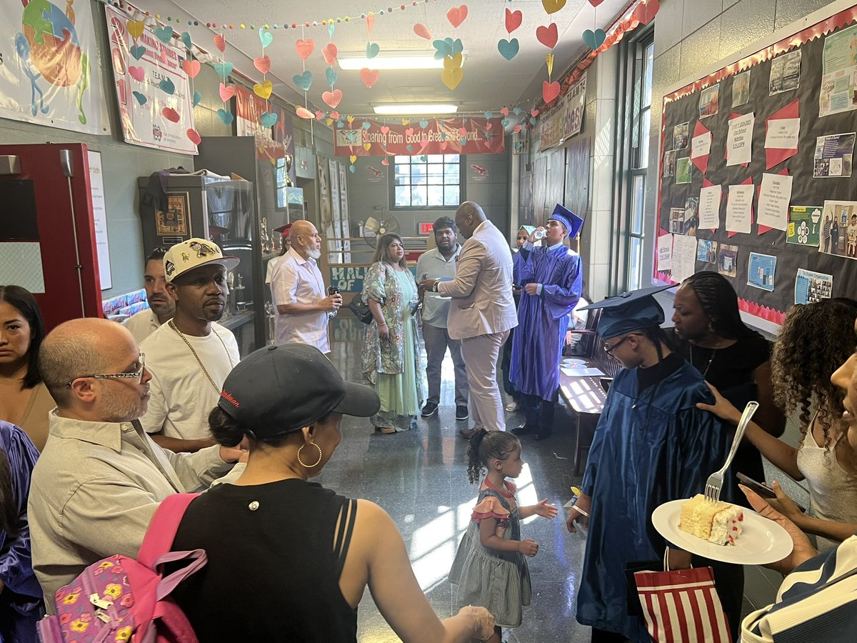 Congratulations to our Grade 8 graduates! 🎓 Thank you to our students, principals, APs, PCs, teachers, district staff, families, and friends for making this milestone possible. Your dedication, guidance, and love have prepared our students for the bright future ahead!