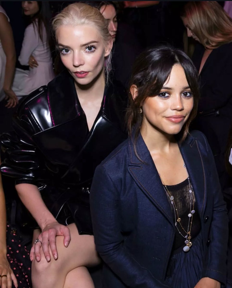 anyafolders's tweet image. Anya Taylor-Joy, Rachel Zegler, and Jenna Ortega at a fashion show last year