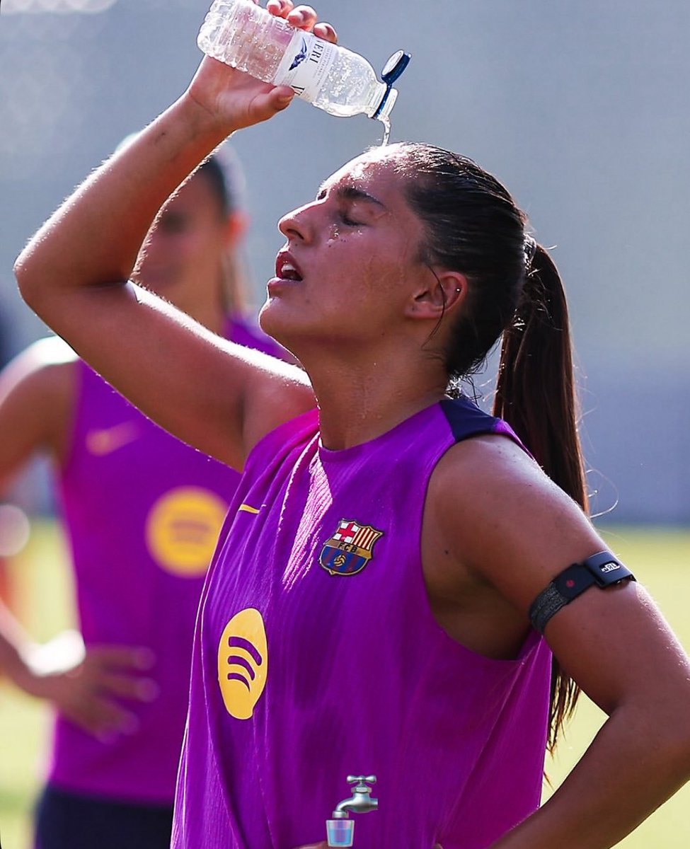 kikasource's tweet image. 