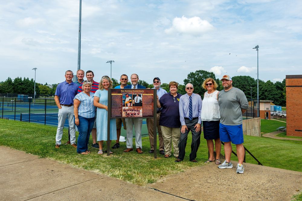 CCPSCMS's tweet image. CCHS Tennis Courts Dedicated in Honor of Coach Ron Hutchins culpeperschools.org/o/cms/article/…