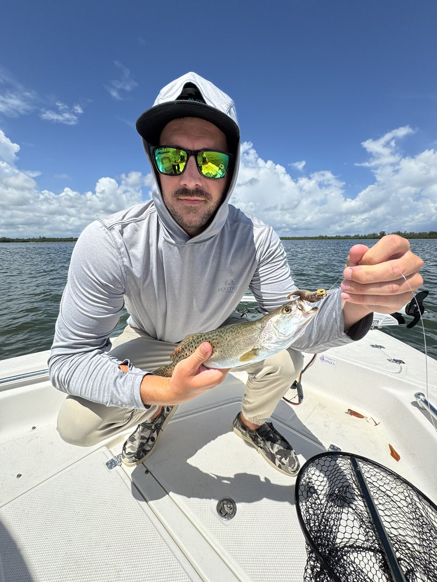 MavrikTwoOne's tweet photo. Trout for dinner https://t.co/AKGFlLKfGl