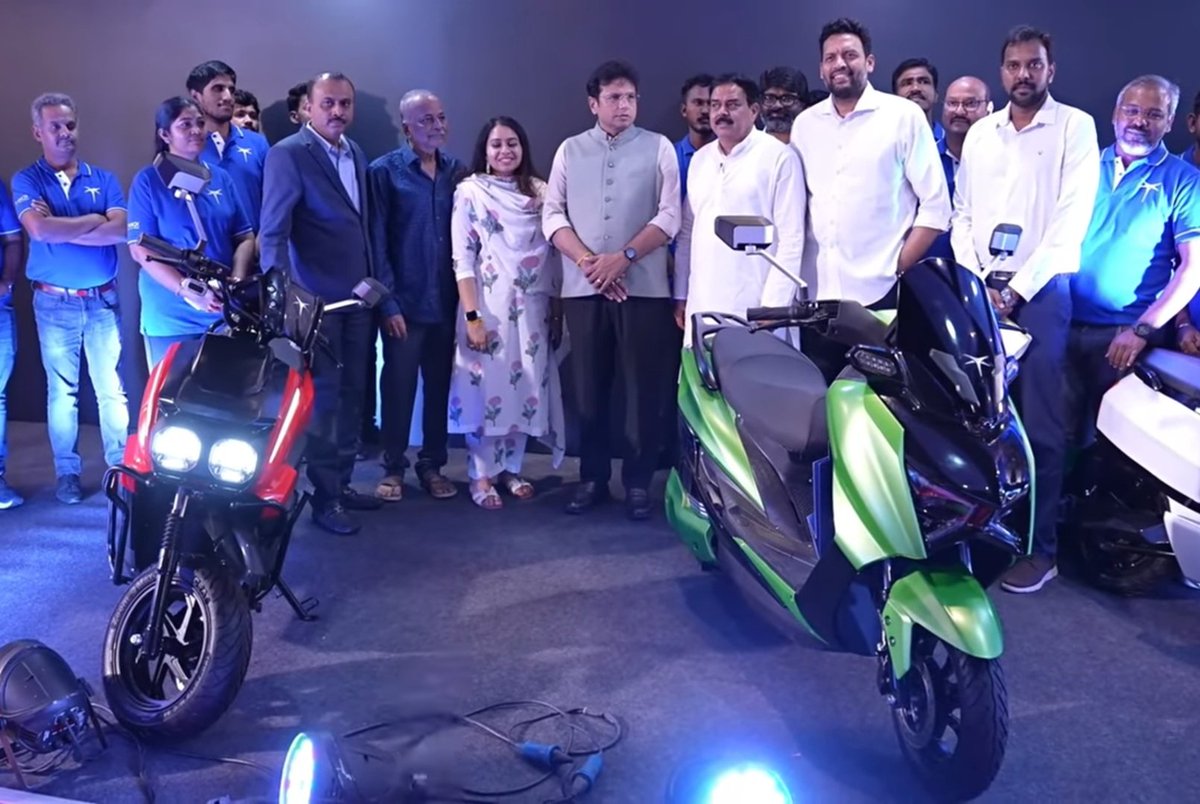 Pusif41412's tweet image. With Yesterday Brand, Vision and Models Reveal of 

#Thinqx - MASS ( Mobility Qs Subscription Service )

By #PeopleTech Group @vishwaprasadtg shut all Ycheap mouths 😂😂

@tgbharath &amp;amp; @mnadendla are there as guests at event 

#Kurnool Plant works to start soon 🙌🔥