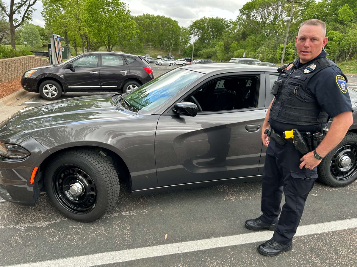Ride along with Officer Chad Streiff on one of his summer shifts as he catches an impaired driver on a quiet suburban street. Read our latest Safety Matters Blog to take a glimpse into what happens on the average traffic safety shift: dps.mn.gov/news/ots/eyes-…