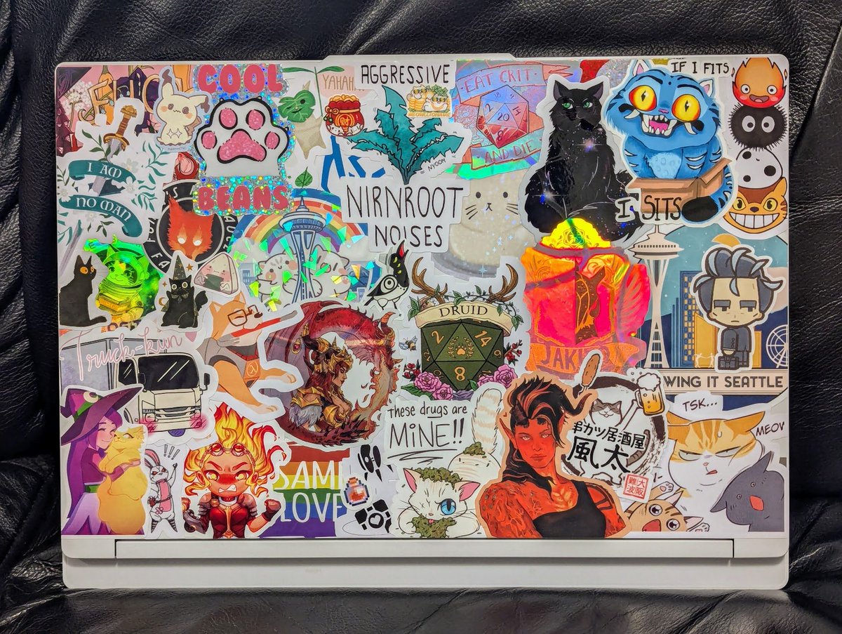 Finally got around to decorating my new laptop!