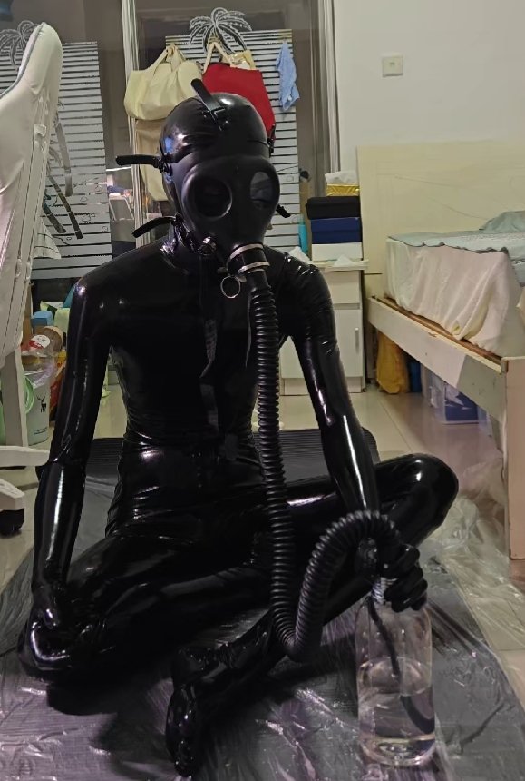 萝卜0v0 tweet media