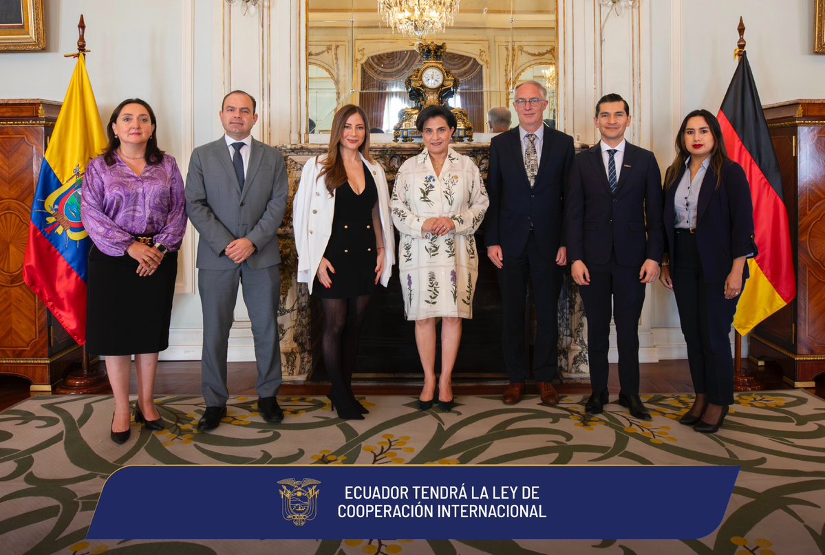 Cancillería del Ecuador 🇪🇨 (@cancilleriaec) on Twitter photo Rumbo a la #LeyDeCooperación
La canciller <a href="/gabisommerfeld/">Gabriela Sommerfeld</a> anunció el inicio del proceso para la elaboración de la Ley de Cooperación Internacional, un moderno instrumento para generar eficiencia en procesos dentro de un marco sistemático que responda a la nueva realidad mundial. Rumbo a la #LeyDeCooperación
La canciller <a href="/gabisommerfeld/">Gabriela Sommerfeld</a> anunció el inicio del proceso para la elaboración de la Ley de Cooperación Internacional, un moderno instrumento para generar eficiencia en procesos dentro de un marco sistemático que responda a la nueva realidad mundial.