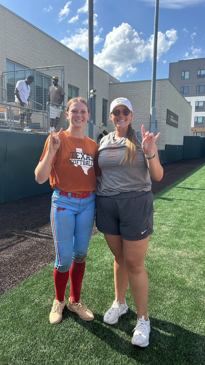 Lorelei (Lolo) Gamble (@loreleigamble20) on Twitter photo Thank you <a href="/TexasSoftball/">Texas Softball</a> for another great camp this weekend! Had a great time learning from an amazing coaching staff! #HookEm
<a href="/TexasCoachWhite/">Mike White</a> <a href="/UT_CoachZ/">Kristen Zaleski</a> <a href="/PattieeeRuthhh/">Pattie Ruth Taylor</a> <a href="/BlazeUnited16u_/">Blaze United 16u</a> <a href="/C_robertson10/">Cory Robertson</a> Thank you <a href="/TexasSoftball/">Texas Softball</a> for another great camp this weekend! Had a great time learning from an amazing coaching staff! #HookEm
<a href="/TexasCoachWhite/">Mike White</a> <a href="/UT_CoachZ/">Kristen Zaleski</a> <a href="/PattieeeRuthhh/">Pattie Ruth Taylor</a> <a href="/BlazeUnited16u_/">Blaze United 16u</a> <a href="/C_robertson10/">Cory Robertson</a>