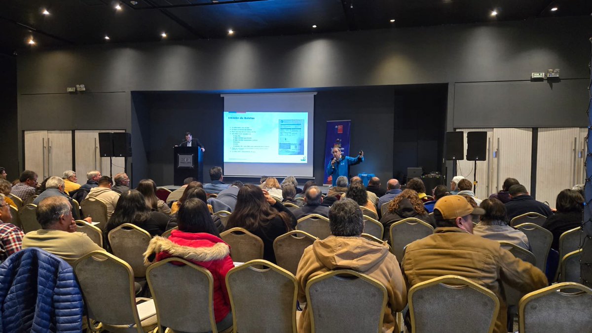 💧Capacitación sobre la Ley 20.998 de Servicios Sanitarios Rurales (SSR) en Taller Regional de la provincia de #Talca, organizado por la Subdirección de SSR.
📍 Participación activa del equipo #SiSS #Maule, brindando apoyo técnico y orientación a los asistentes
#SSR #Ley20998 🤝