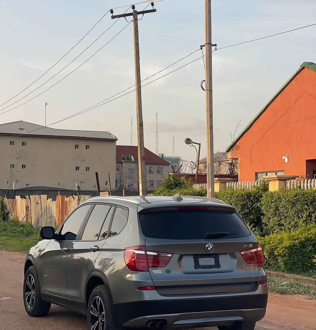 🚨🚨🚨
SUPER CLEAN BMW X3 2012 MODEL WITH ORIGINAL DUTY AVAILABLE FOR 11M ✅️

Dede #BBNaijaS10 Big Wiz Burna Kwam 1 Zlatan Asake K1 De Ultimate Ayra Starr NCAA NYSC Congratulations Simi Davido Chioma Miami Carrington