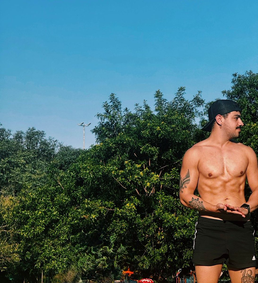 ruanmiller's tweet image. To de aniversário hoje! 🥳🎊🎈🎁