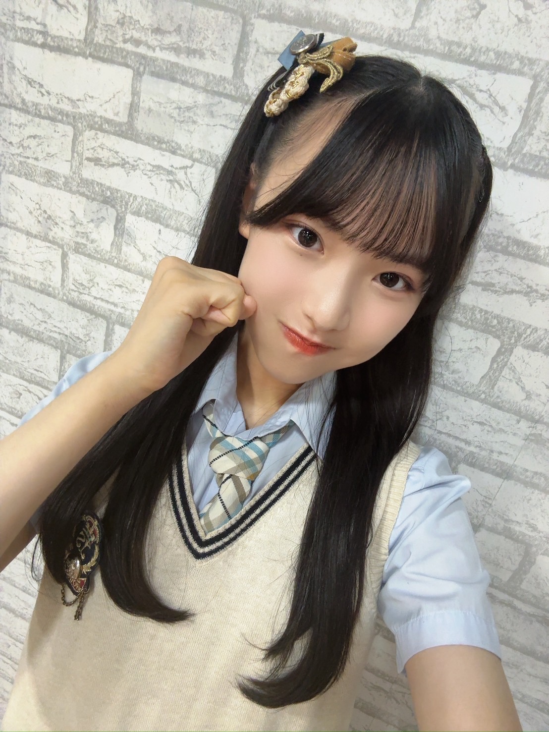 NMB48 2025 March ランダム生写真 木根彩呂花サイン mqdefault.jpg