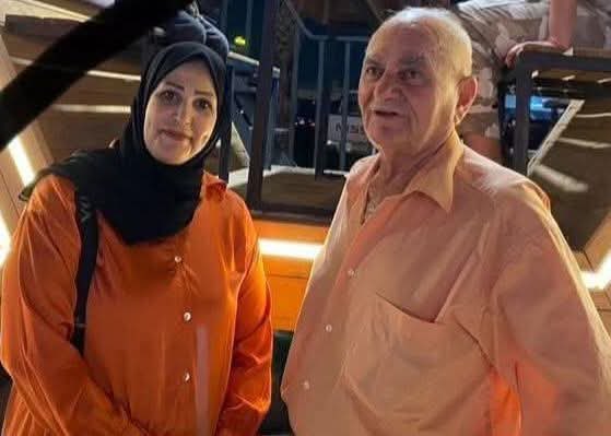 جريمه مروعه بحق ضابط متقاعد في بغداد 
إلى متى يبقى الإجرام والحقد اتجاه ضباط العراق المتقاعدين الذين اذلو رهبر ايران 
الشهيد البطل اللواء المتقاعد وزوجته محمد العبيدي في ذمة الله. 
ابو سرمد في ذمة الله. 
أنا لله وانا اليه راجعون.