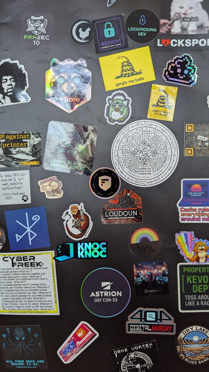 2FAS in good company 💪 #DEFCON