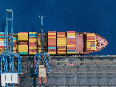 PatrickLLamb's tweet image. Markets entered 2025 with optimism, but shifting policy expectations—particularly around President Trump’s second term—introduced significant volatility. LPL Research’s latest report offers insights and strategic guidance to help in lplcontentresearch.advisorstream.com/investor-repor…