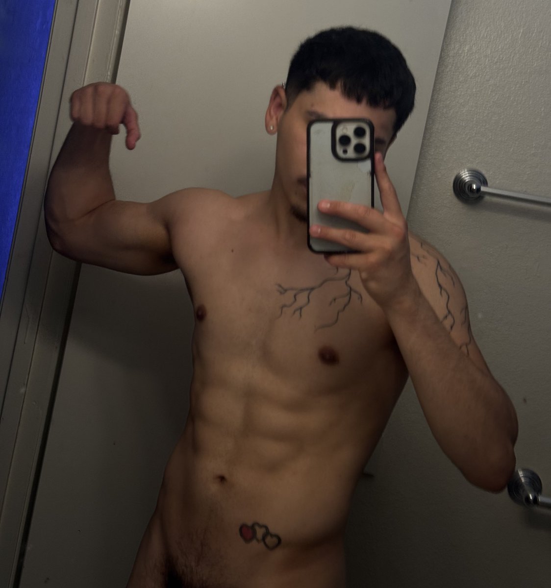 jxssxss21's tweet photo. 😝 https://t.co/llIRMJkrbK