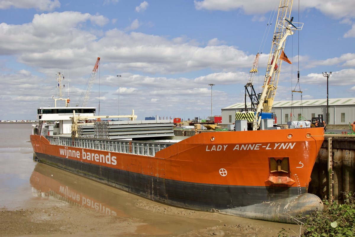 LADY ANNE LYNN IMO 9760392 New Holland 08/08/25
