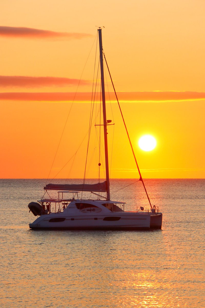 Overnight visitor "Jolia" at anchor off Wicklow early this morning #sunrise #sea #boats #wicklow #Ireland