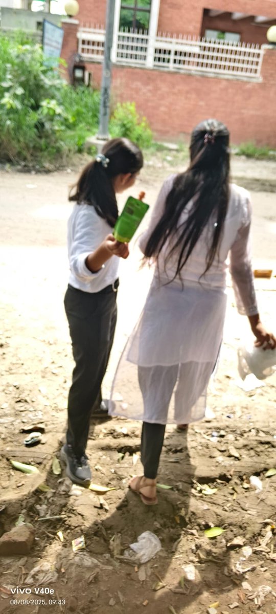 karkardoomadiet's tweet image. As part of #Shramdaan and #EachOneCleanOne initiative, DIET Karkardooma organized a cleanliness drive on 8th August, covering both campus and surrounding areas.Staff and students actively participated
@gupta_rekha @ashishsood_bjp @CMODelhi @Dir_Education
#CleanDelhi #SwachhBharat