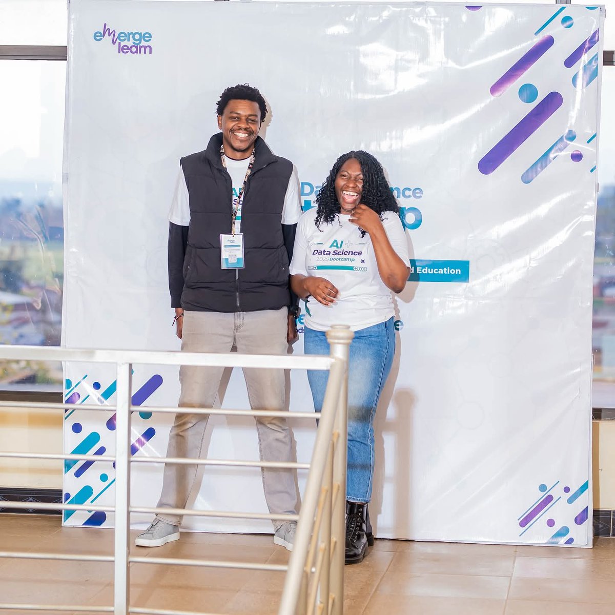 paulatsu2323's tweet image. Just wrapped up an impactful 3-day AI &amp;amp; Data Science Bootcamp 2025 by Emerge Livelihoods!
@MissJoa27 -MD’s message: “The future belongs to those who innovate.”
Facilitator #WizaMsuku: “We’ve only just begun unlocking Africa’s data potential.”

 #AIDataScience #EmergeLearn