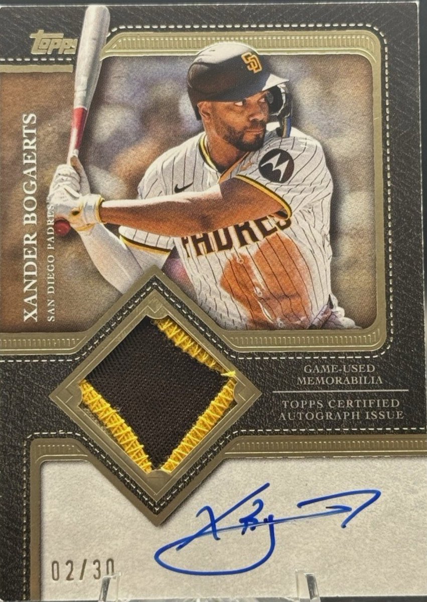 QuackedOnPadres's tweet image. Happy Friday to those who celebrate!

In honor of Xander Bogaerts going full sick mode since June 19th, and with his former team as the opponent this weekend, let’s give this beauty away.

🚨Xander Bogaerts (Number Match) 2/30 Game Used Relic Auto🚨

How to win: RT and tag a…