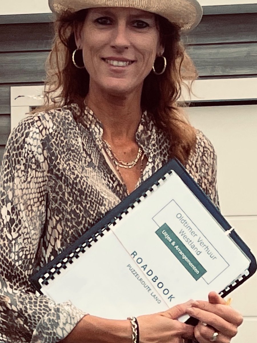 Onze vakantie zit erop 🏖️. Die van jou nog niet? Boek dan snel een leuk uitje of dagvullend programma en ga op pad met een Daf'je 🚗.
.
.
🌐 oldtimerverhuurwestland.nl

#oldtimer #vakantie #Daf #puzzeltocht #autobingo #kust #Westland #strand #duinen #herinneringenmaken