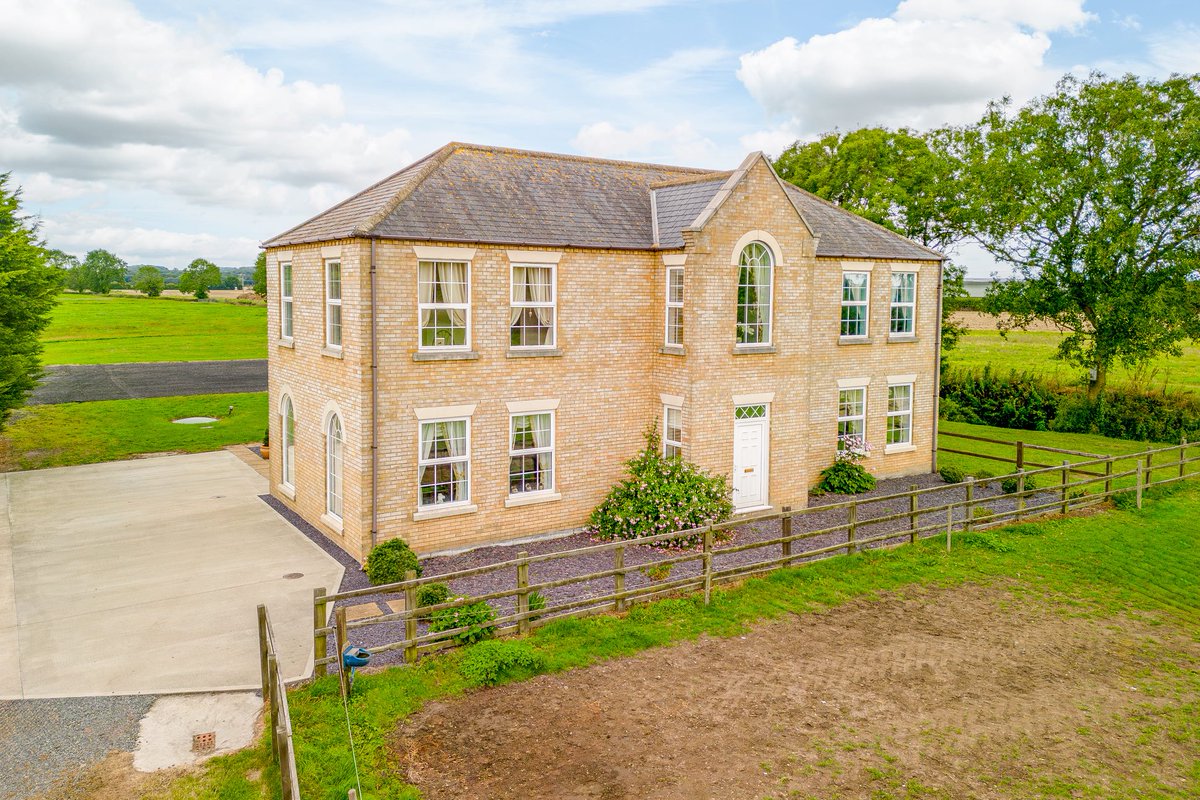 WbarkerBarker's tweet image. Something for the weekend 

➡️ assets.reapit.net/pyo/live/pdf.p…