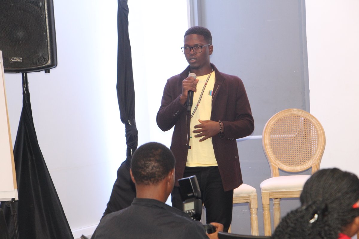 Session sur la « Résilience et détermination : les contributions des Wikimédiens face à l’insécurité, aux coupures d’électricité et d’Internet  cas de Goma et Bukavu ». Notre SG Abakar Brahim a partagé ses expériences sur  les défis liés aux coupures d’Internet. #Wikimania2025