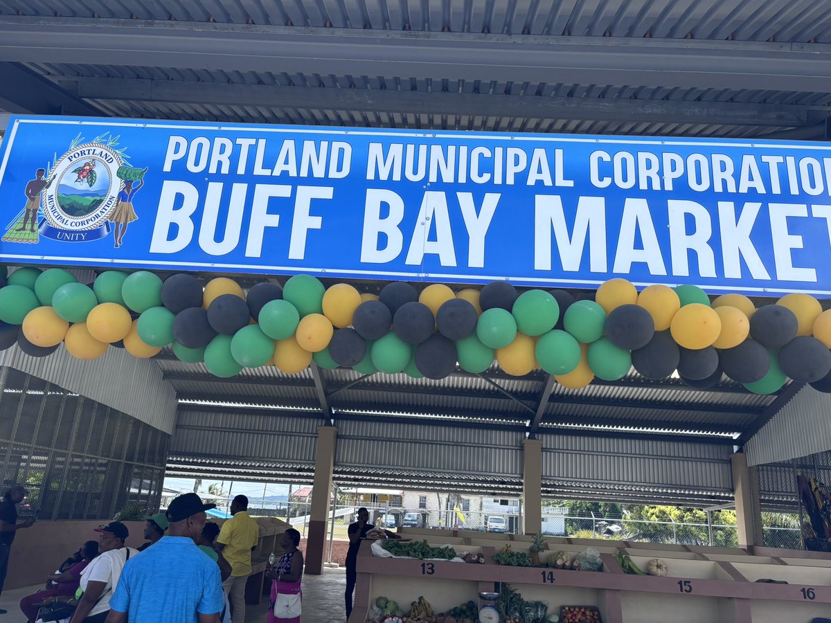 LocalGovJa's tweet image. #HappeningNow #BuffBayMarket #LocalGovAtWork @darylvazmp