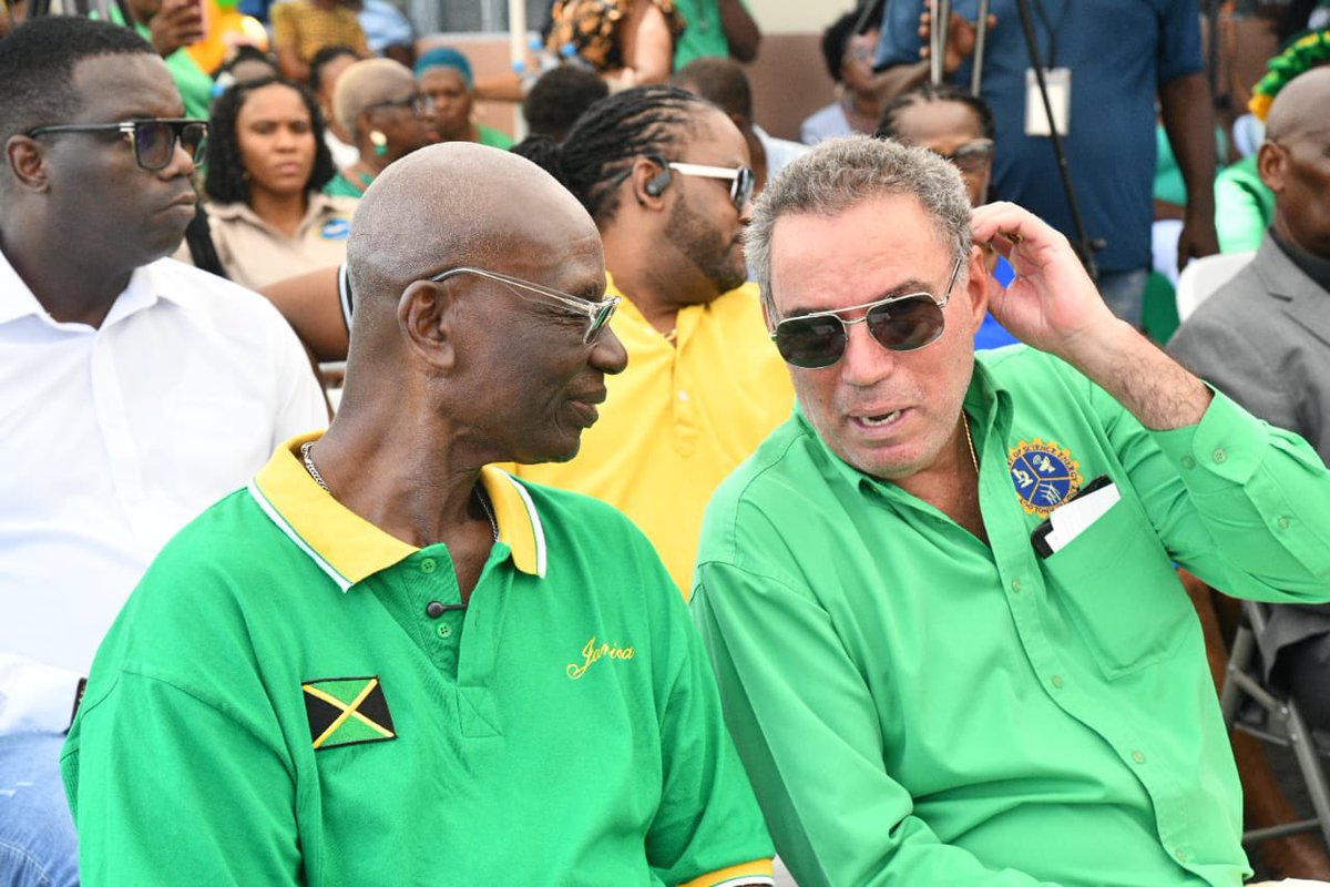 LocalGovJa's tweet image. #HappeningNow #BuffBayMarket #LocalGovAtWork @darylvazmp