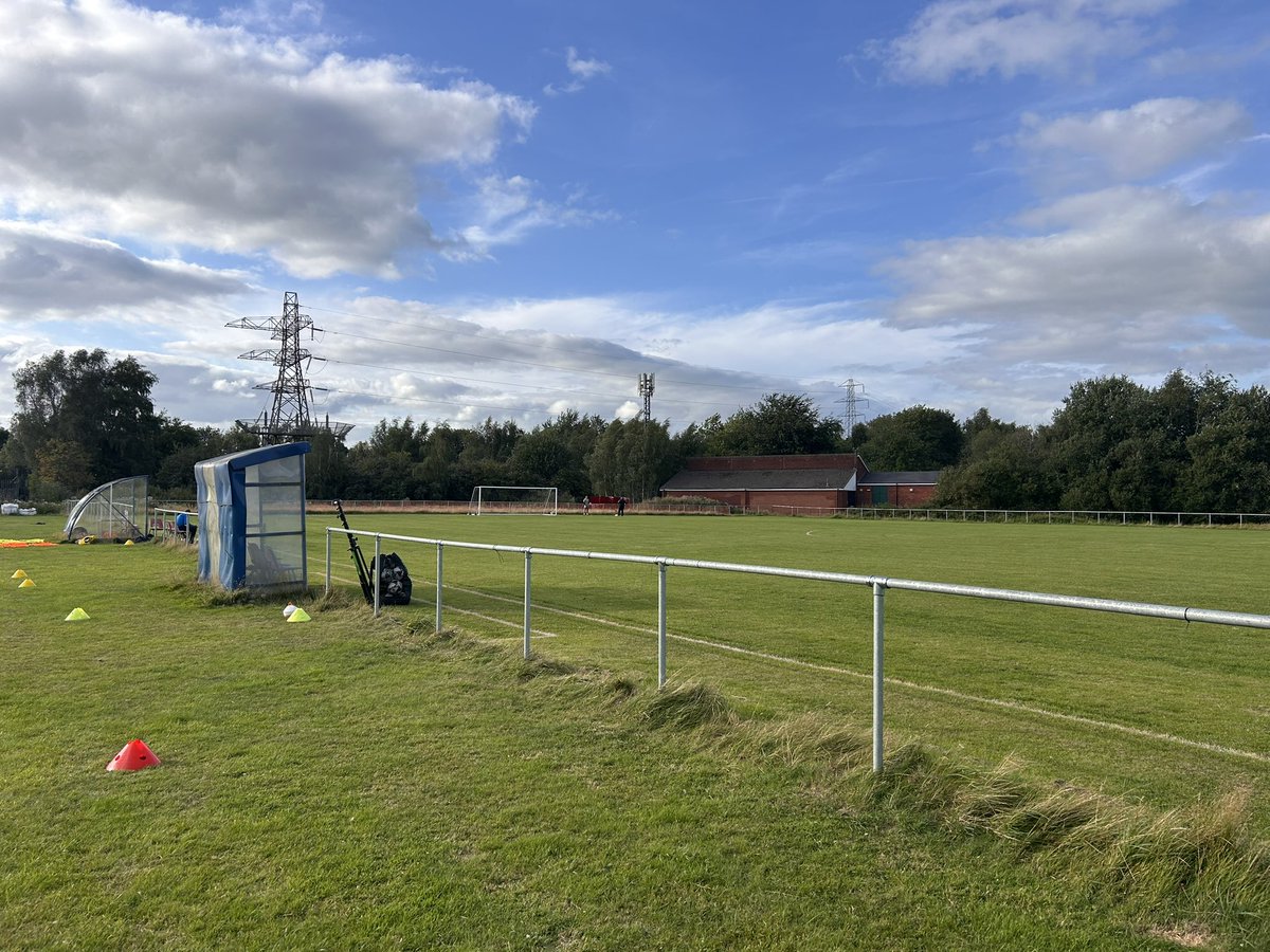 puffpuff65's tweet image. Game 31 of 2025/26
Ground 996
Manchester League Premier Division 
Moorside Rangers v Govan &amp;amp; University of Manchester FC 
Limited choice of new grounds in the north west tonight so this one will do! 
#Groundhopping #4togo
