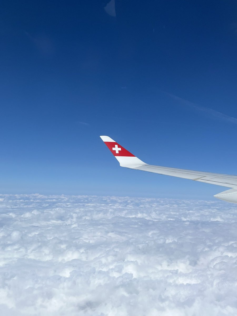 PRAVITDESSAI's tweet photo. @FlySWISS https://t.co/1B3quRrF2f