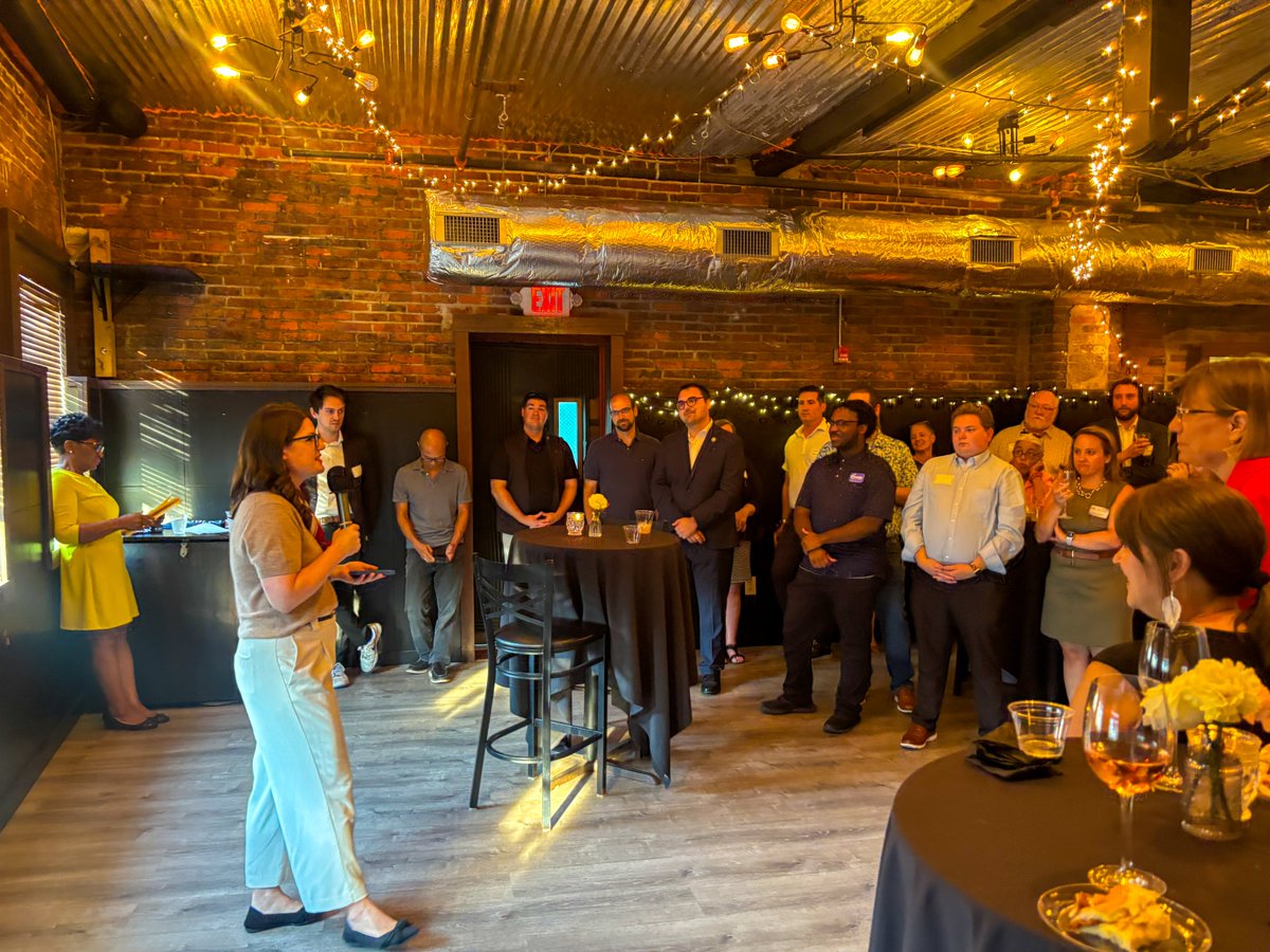 Sarah Elfreth tweet media