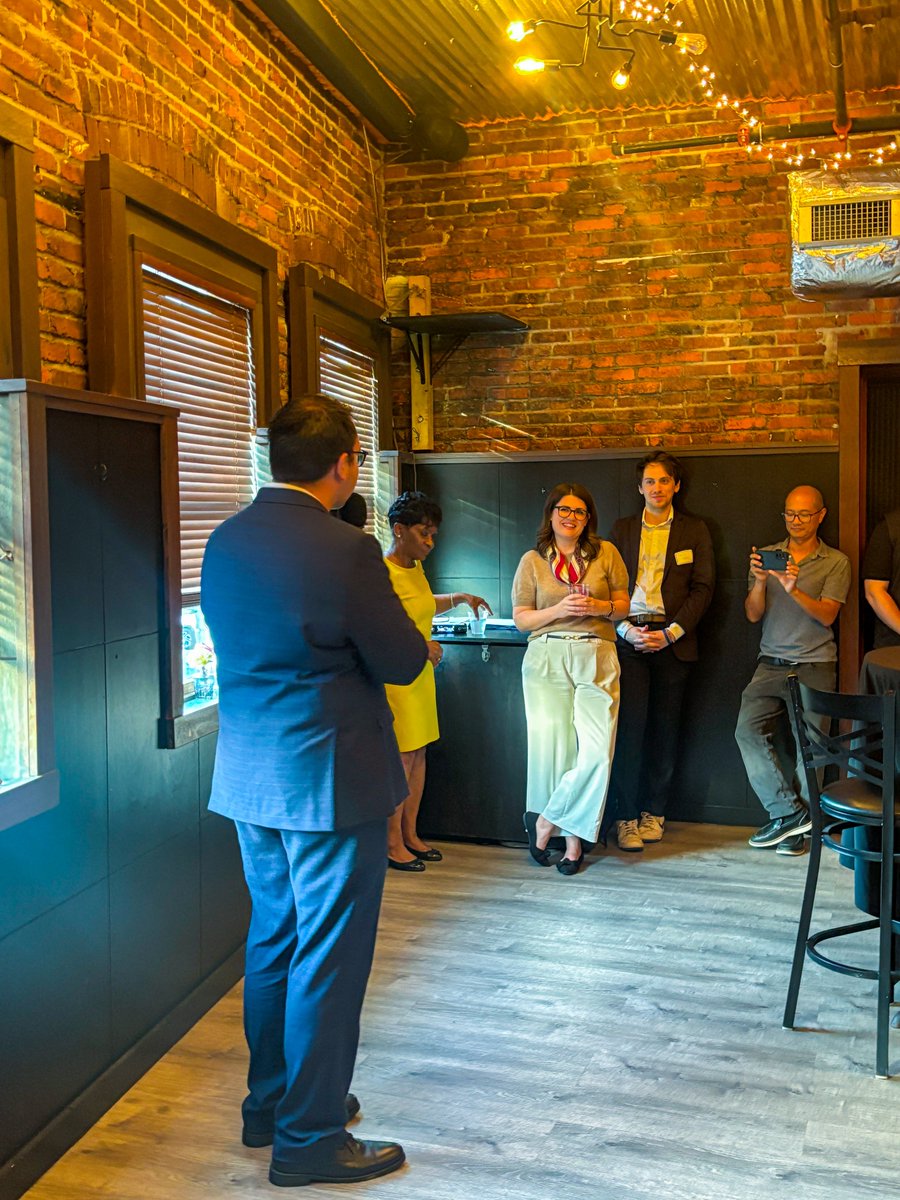 Sarah Elfreth tweet media