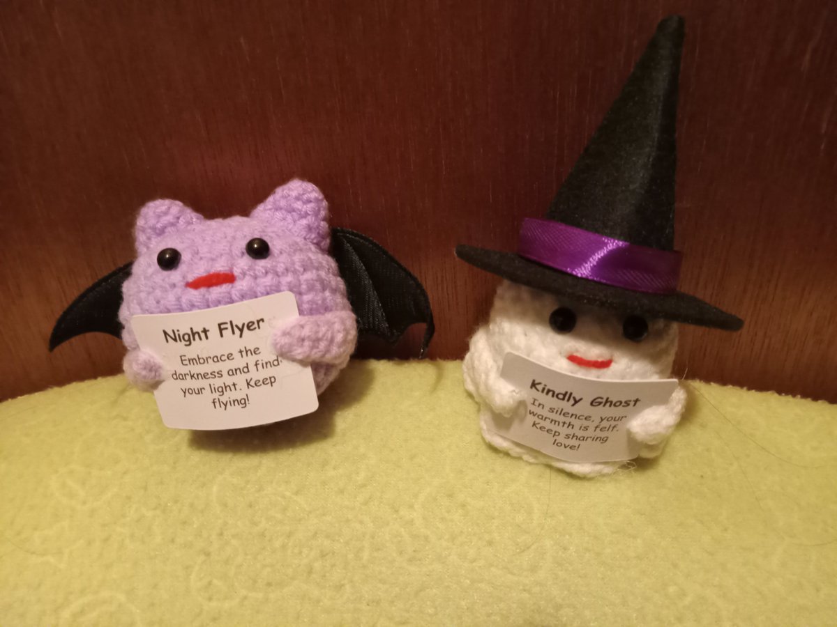 onesweetday48's tweet image. Get ready for #Halloween with these adorable friends! 
#affiliatelink 
Affiliate link * 🔽
amzn.to/4m28uEF
#CommissionsEarned #emotionalsupport #giftidea