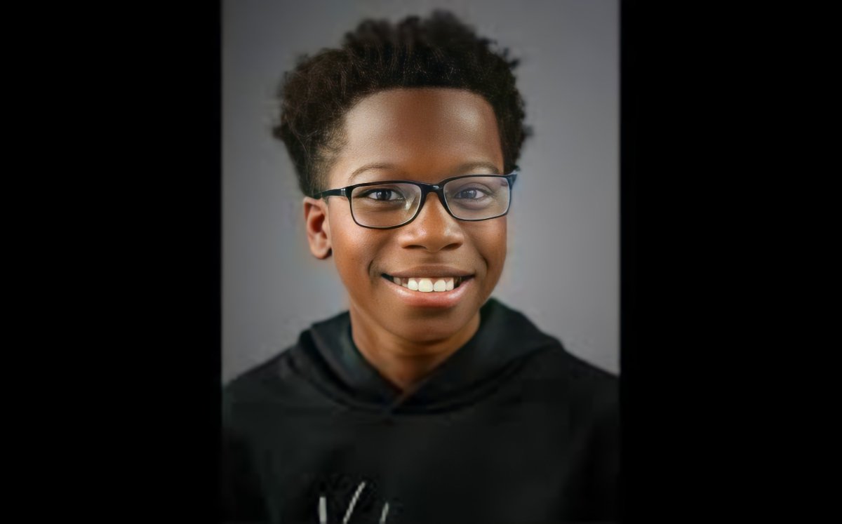 💔 11-year-old Jayden Perkins was fatally stabbed protecting his pregnant mom from an attacker in their Chicago home.

Crosetti Brand — out on parole 1 day — stabbed her 15 times. Jayden died a hero.

Brand got life in prison Aug. 5.
#JusticeForJayden 🕊️