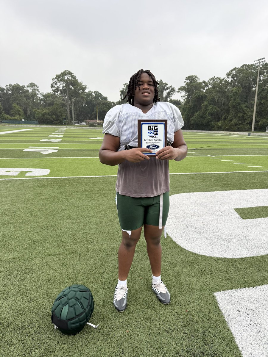 Pat Timlin (@pat_timlin) on Twitter photo Here comes a 2x <a href="/WJCLNews/">WJCL News</a> Big 22 member: Beaufort’s Kenshon Speaks!
<a href="/KSpeaks75/">Kenshon Speaks</a> - 6’4 295 lbs 4 year starter for the Eagles. Projects to play tackle in college, talking with Charleston Southern, Virginia Tech and others <a href="/brycelybrand/">Bryce Lybrand</a> <a href="/high_beaufort/">Beaufort High School Athletics</a> Here comes a 2x <a href="/WJCLNews/">WJCL News</a> Big 22 member: Beaufort’s Kenshon Speaks!
<a href="/KSpeaks75/">Kenshon Speaks</a> - 6’4 295 lbs 4 year starter for the Eagles. Projects to play tackle in college, talking with Charleston Southern, Virginia Tech and others <a href="/brycelybrand/">Bryce Lybrand</a> <a href="/high_beaufort/">Beaufort High School Athletics</a>
