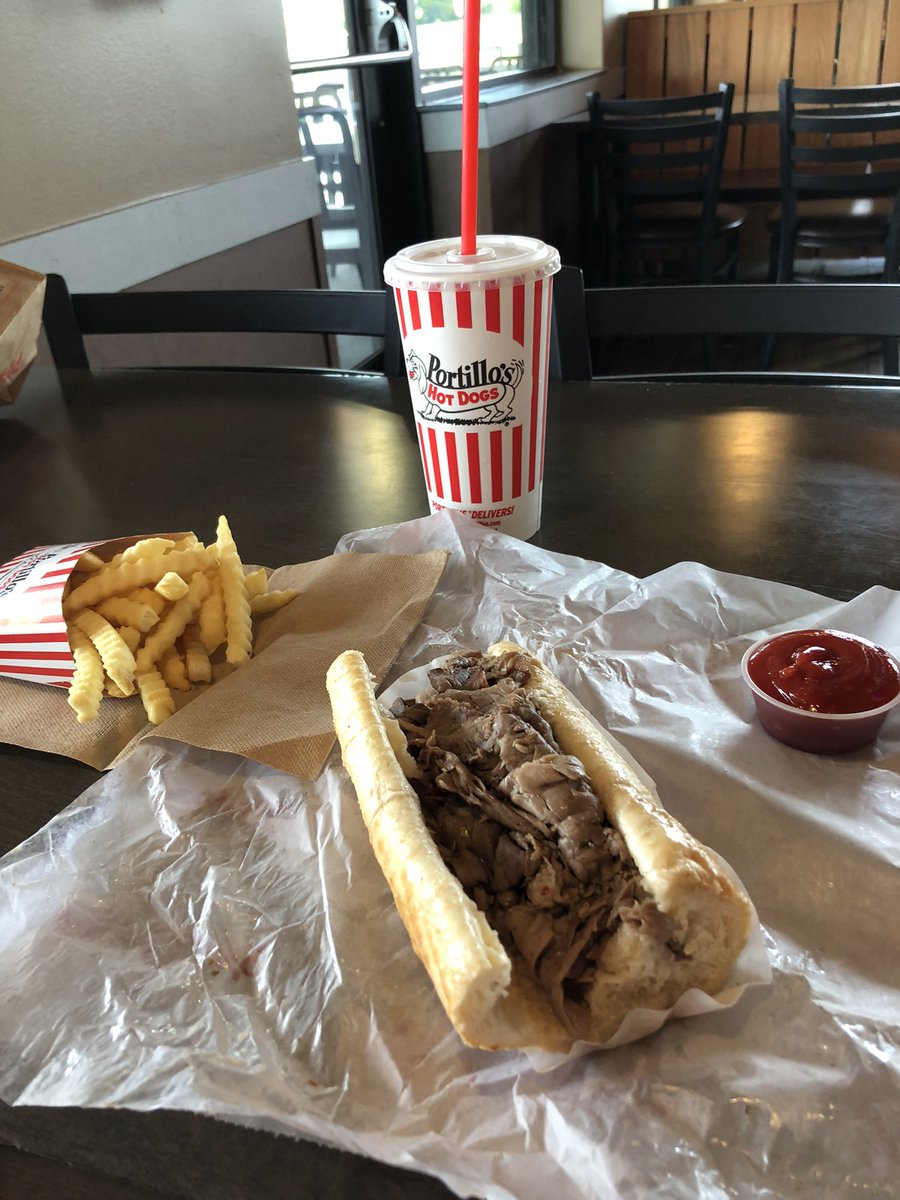 DoubleDown34's tweet photo. I really wanted to like this place.  Nice clean restaurant, friendly service. But, unfortunately, the beef on the sandwich had almost no flavor, and the “gravy” was thin and had a vague taste of cleaning fluid. https://t.co/jqs4TIh9QL