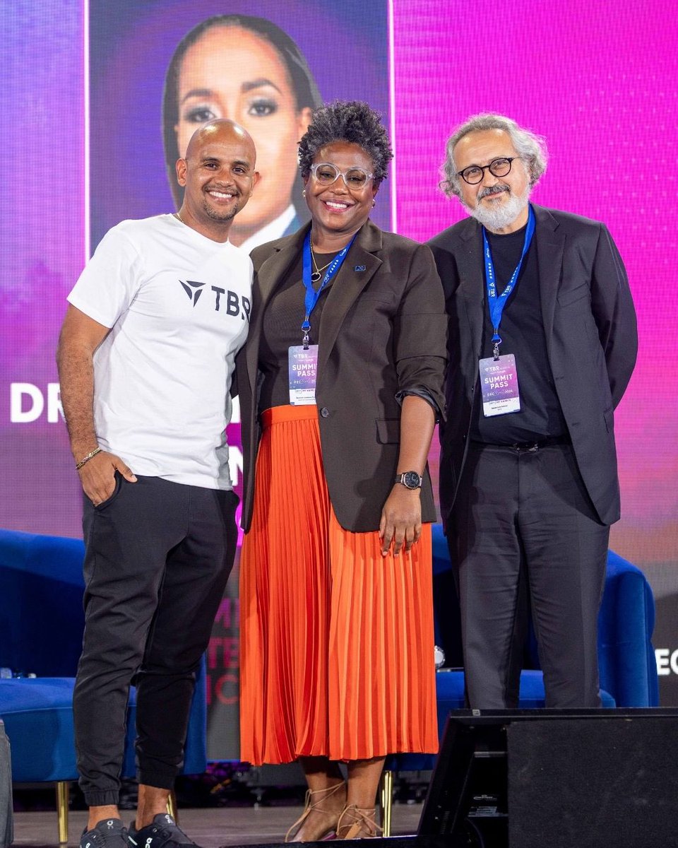 TechBeachRT's tweet image. From strategy to execution, this session revealed how innovation isn’t just a buzzword, it’s the engine of transformation.

Massive thanks to our sponsor HPS for powering this essential dialogue on enterprise evolution.

📅 Don’t miss what’s next, TBR Jamaica 2025, December 3–5🇯🇲