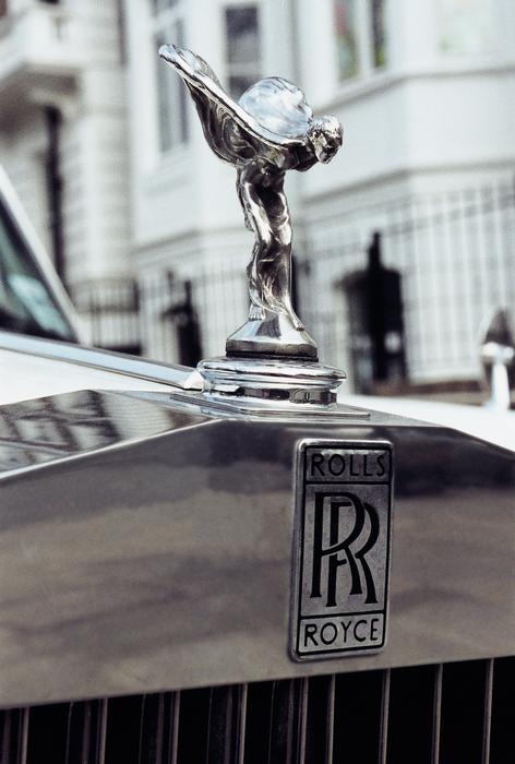 The frozen space that is the Rolls-Royce spirit of ecstasy disguises the rich time of aristocratic ecstasy as such.
The fact that the figurine is art, sculpture, silver, or even that it moves through the lordly English countryside, does not alter this basic psyop.
In short: who