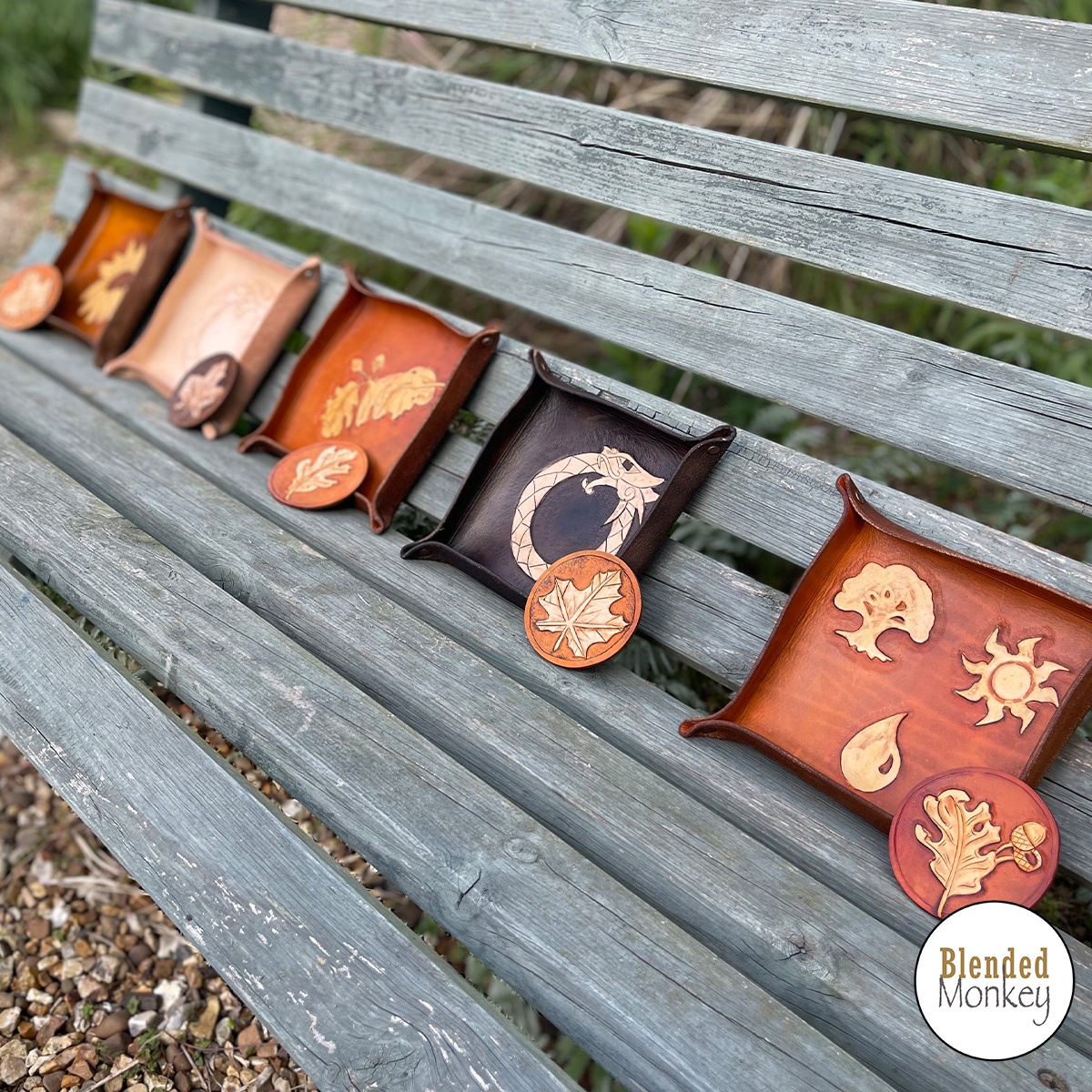 blended_monkey's tweet image. Fabulous leatherworking experience with guest tutor &amp;amp; leather artist, Tony Fulton (Fatbob), on Sunday 24 August! 

Make a leather valet tray &amp;amp; coaster 🪡

BOOK HERE: l8r.it/a5zX
 
#leatherwork #learnleatherwork #leatherworkshop #leathercarving #leathertooling