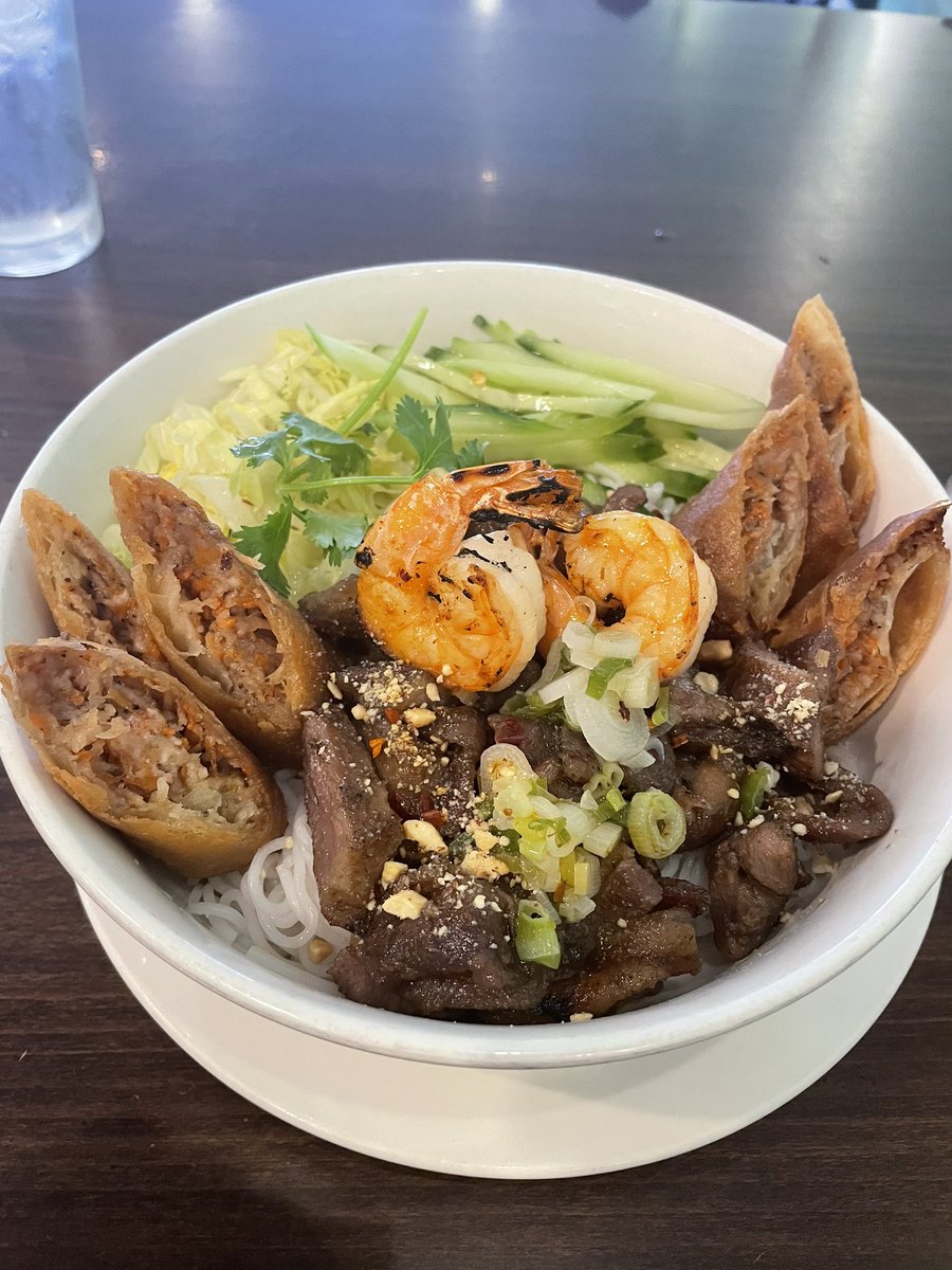 For over 13 years this has been my favorite Bún Đặc Biệt🔥 The fish sauce sets it off